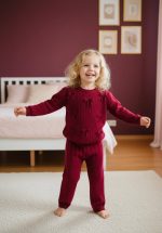 Burgundy knitted set